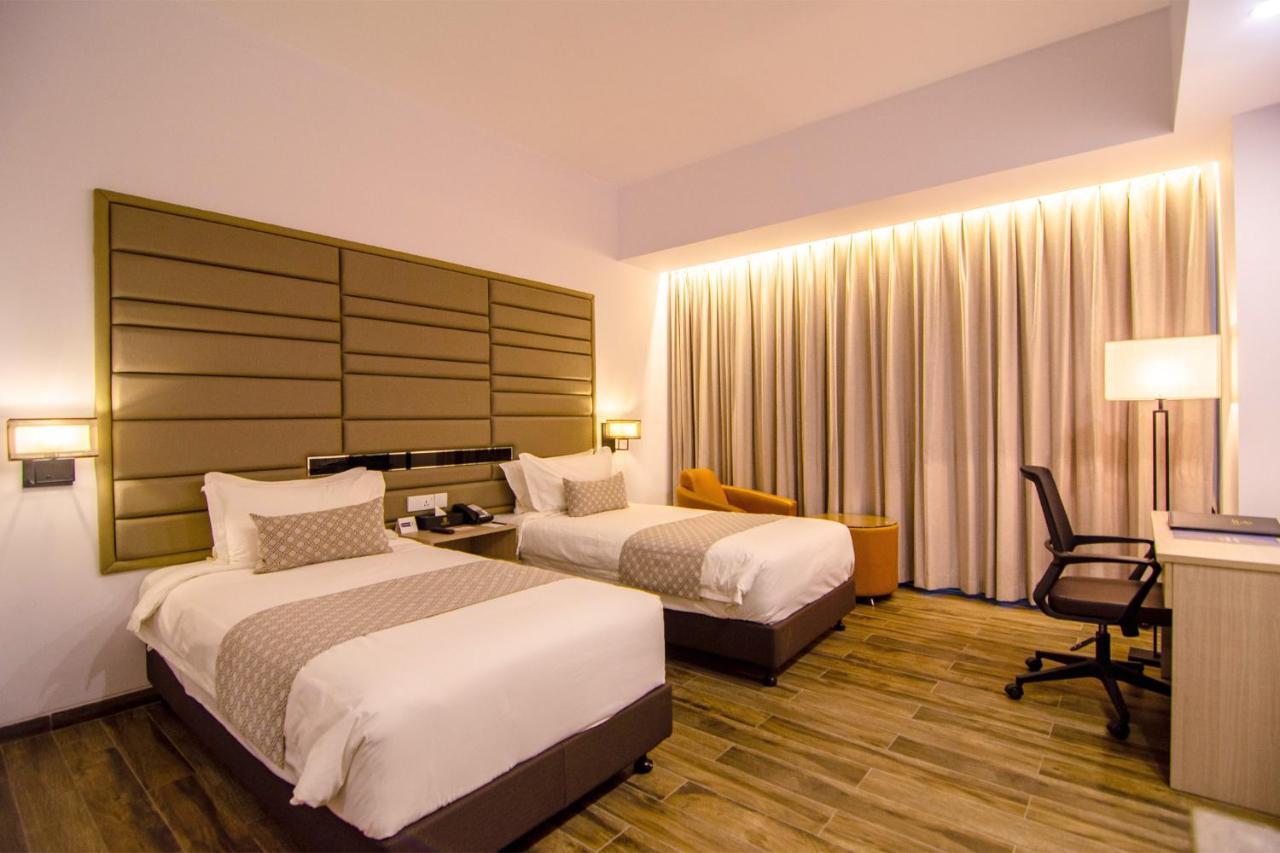 Best Western Sks Chattogram Chittagong Esterno foto