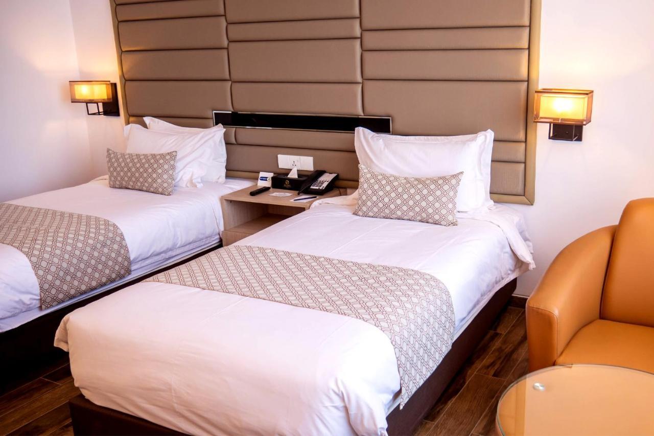 Best Western Sks Chattogram Chittagong Esterno foto