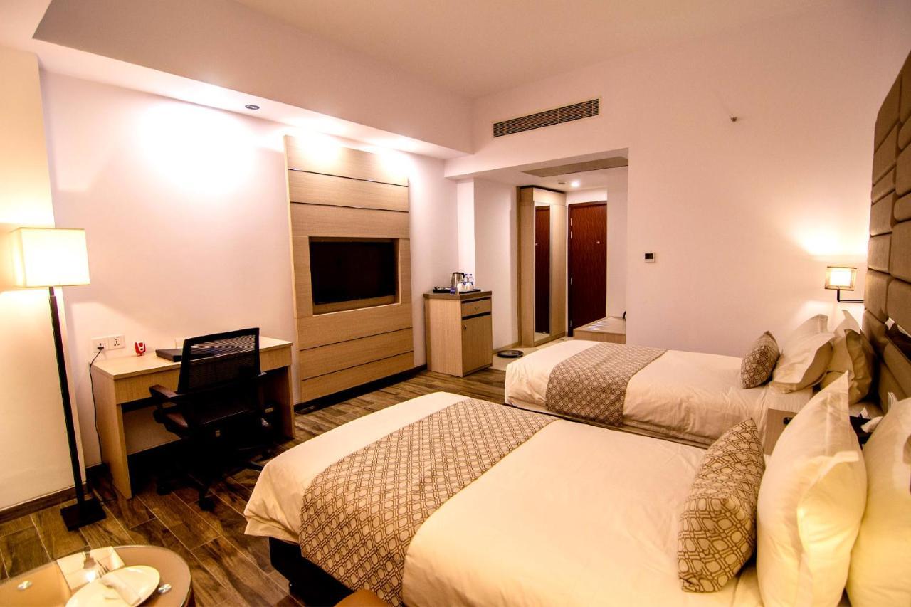 Best Western Sks Chattogram Chittagong Esterno foto