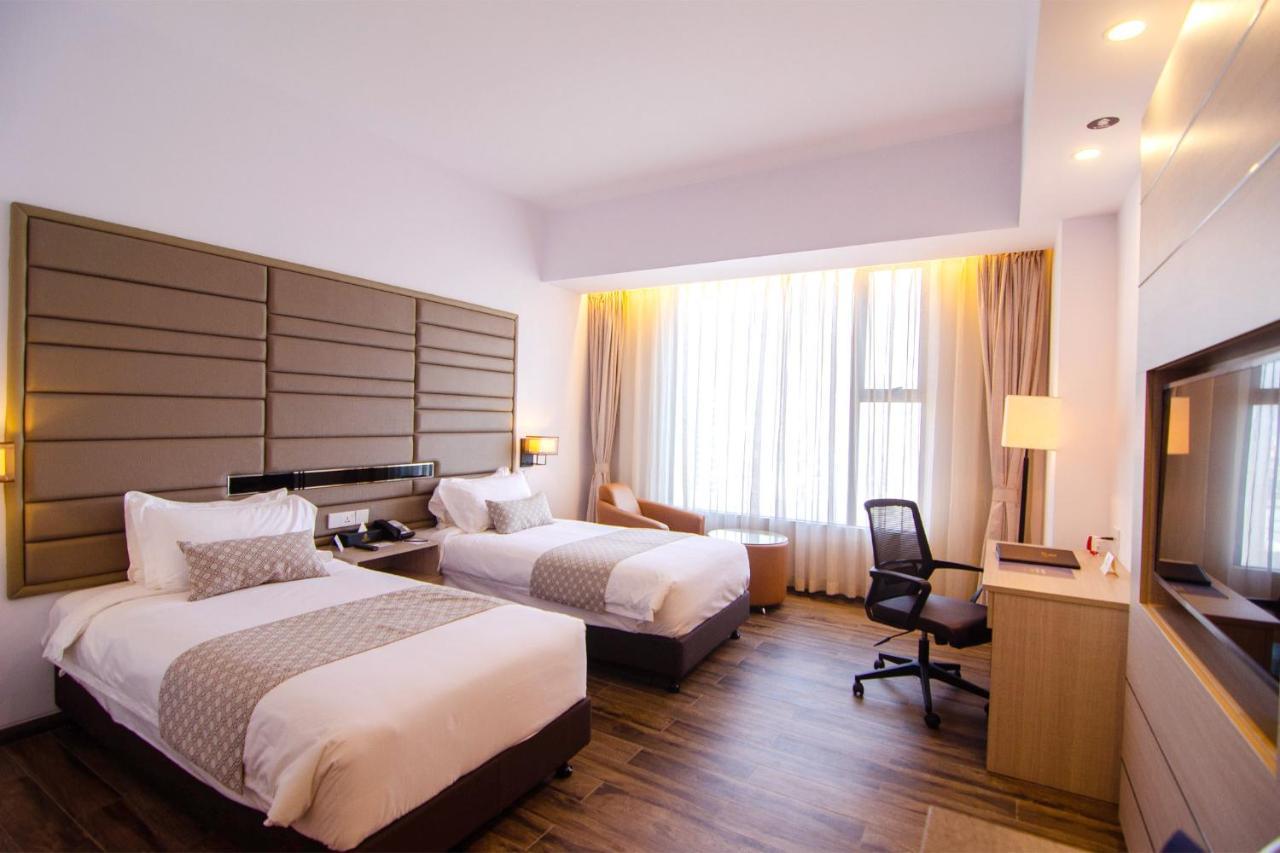Best Western Sks Chattogram Chittagong Esterno foto
