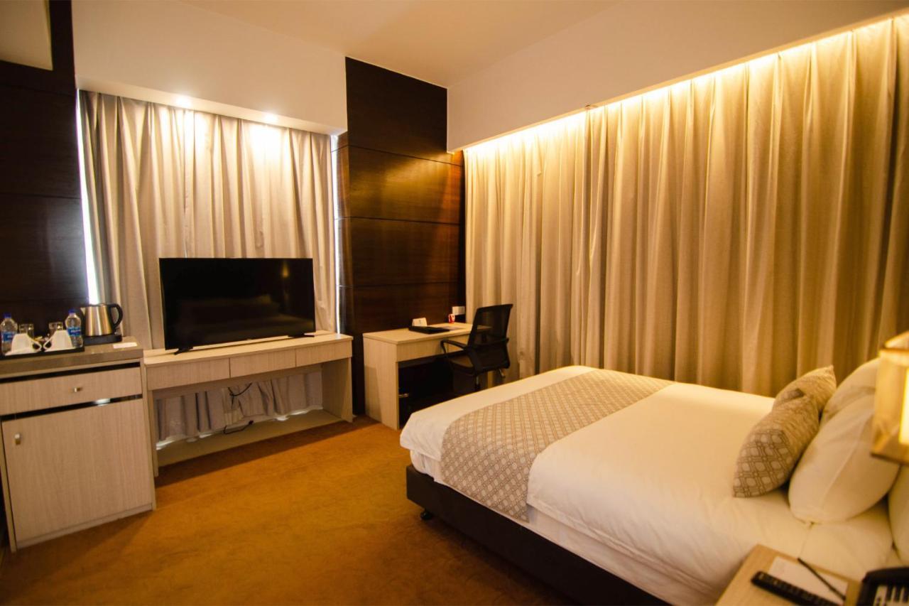 Best Western Sks Chattogram Chittagong Esterno foto