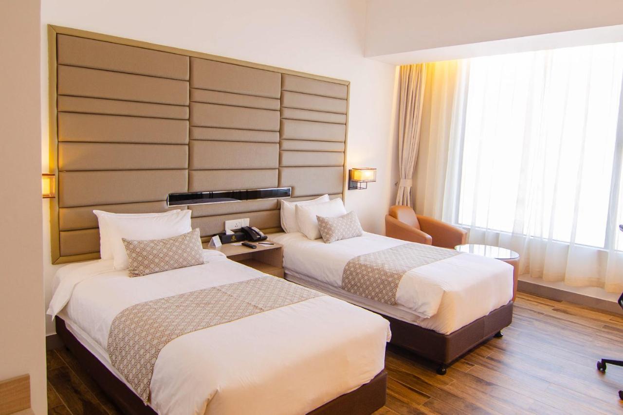 Best Western Sks Chattogram Chittagong Esterno foto