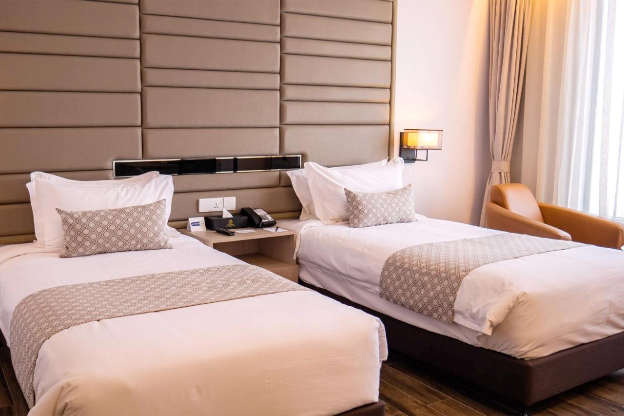 Best Western Sks Chattogram Chittagong Esterno foto