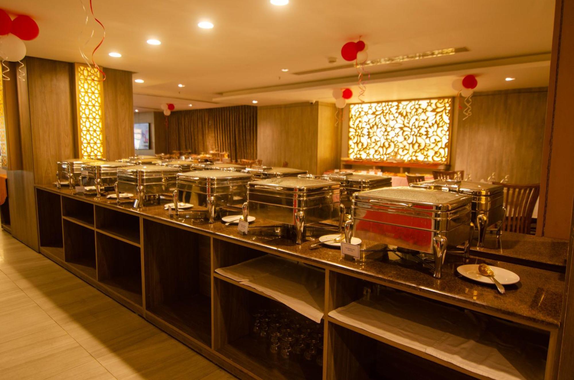 Best Western Sks Chattogram Chittagong Esterno foto